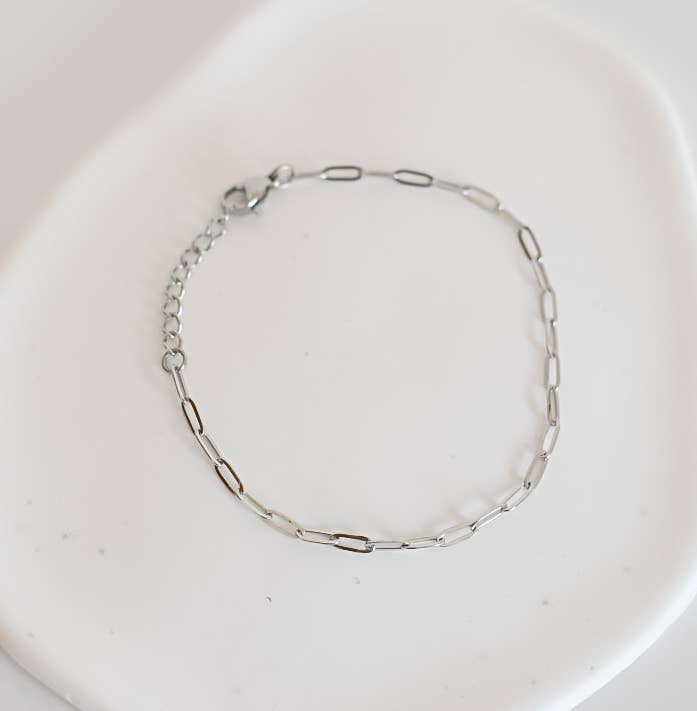 Magnolia bracelet |silver| paperclip chain |