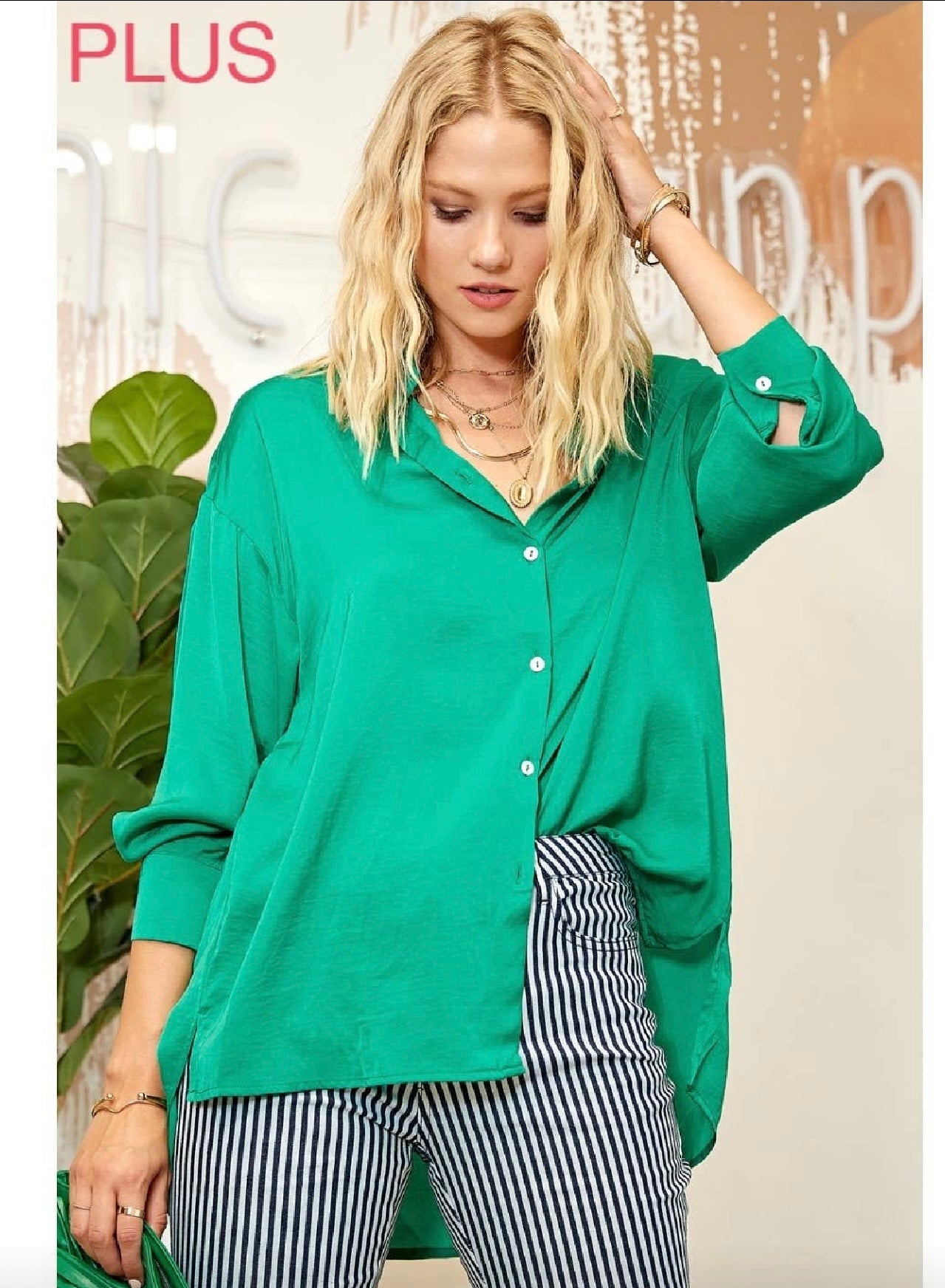 LIGHT SATIN BUTTON DOWN SHIRT