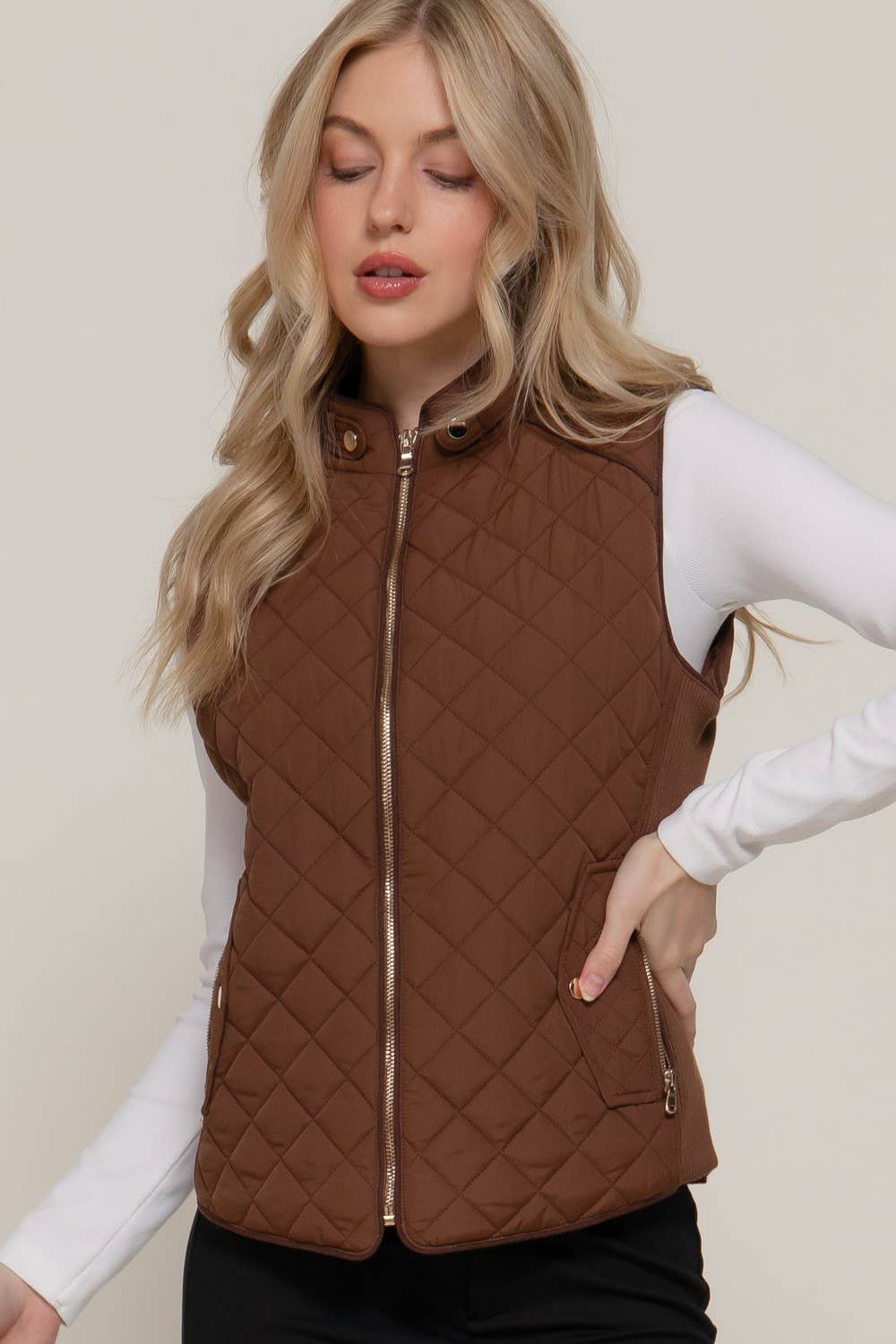 Suede Piping Detail Side Rib Quilted Padding Vest