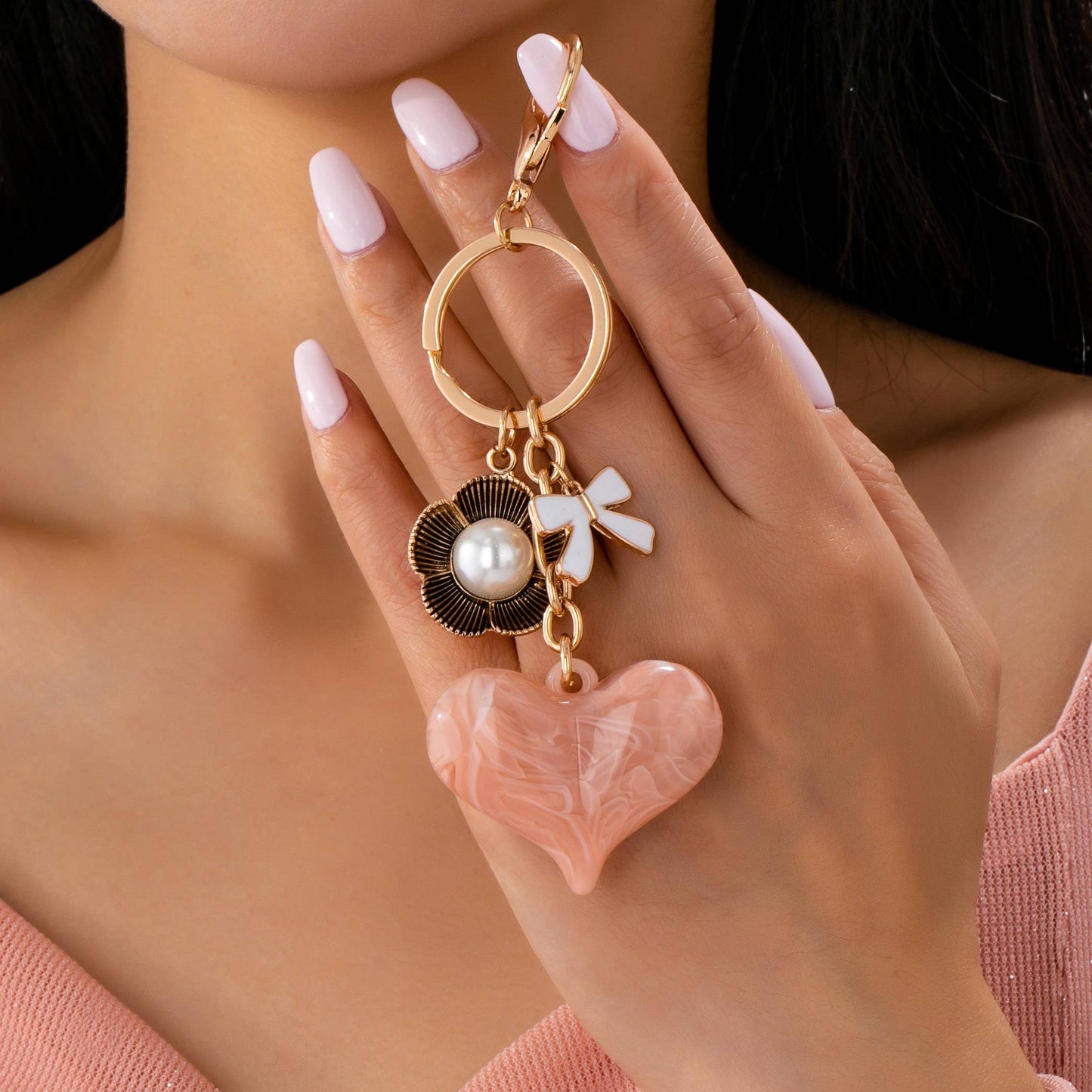 BAG CHARM HEART PERAL FLORAL BOW | 80K090