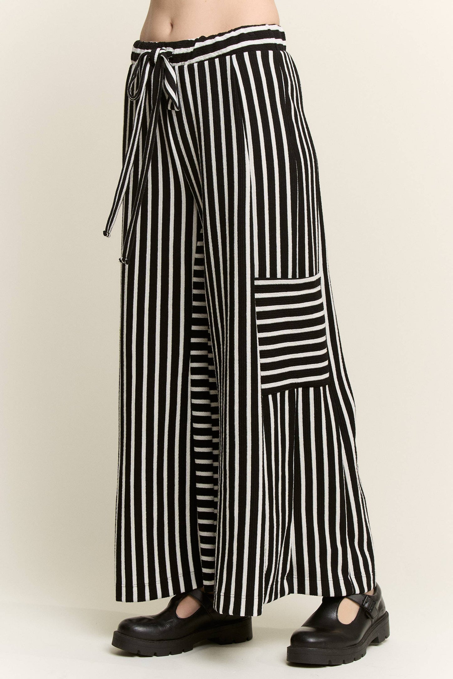 STRIPE WIDE LEG PANTS