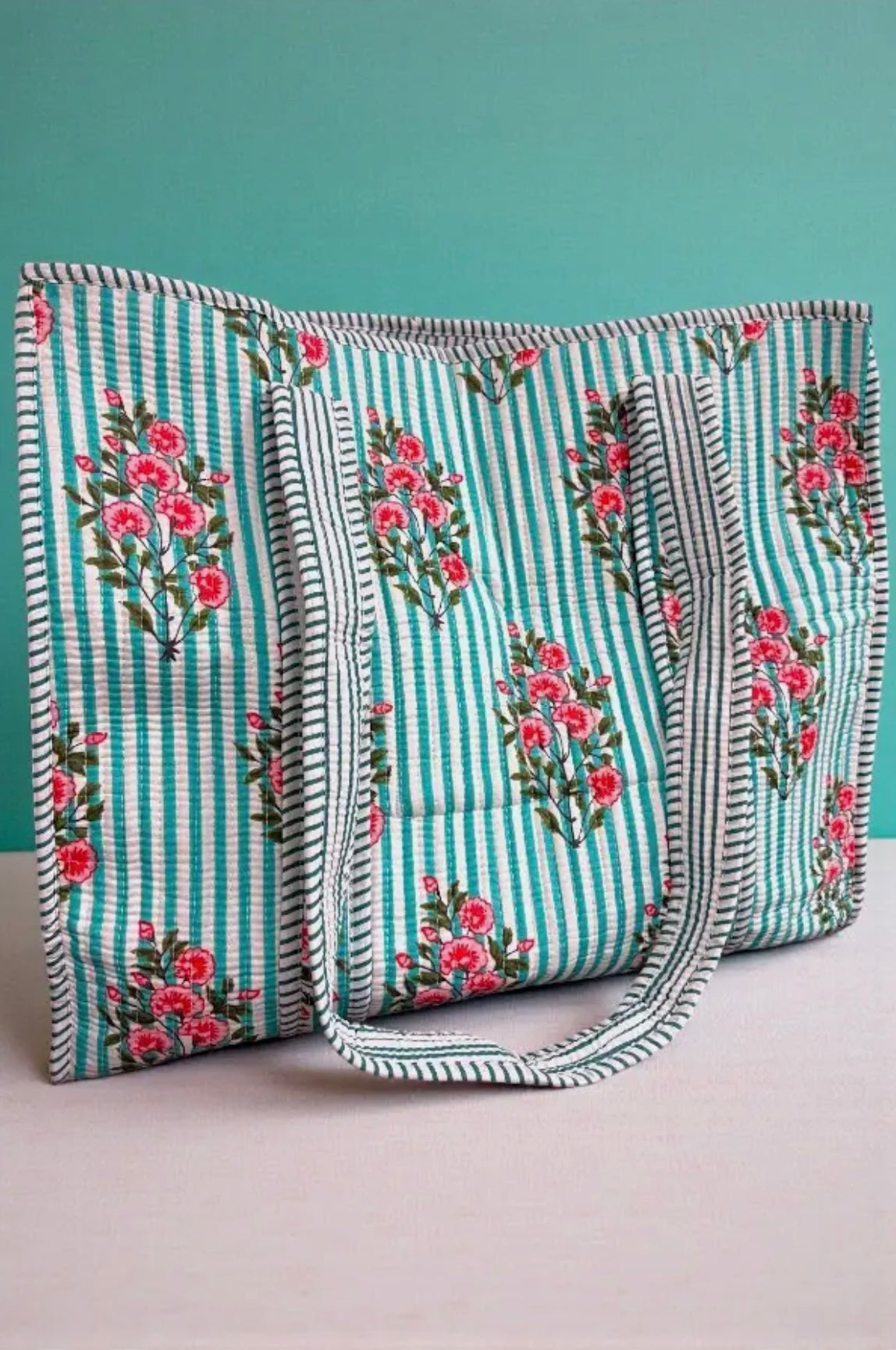 Nash Grey Tote Bags