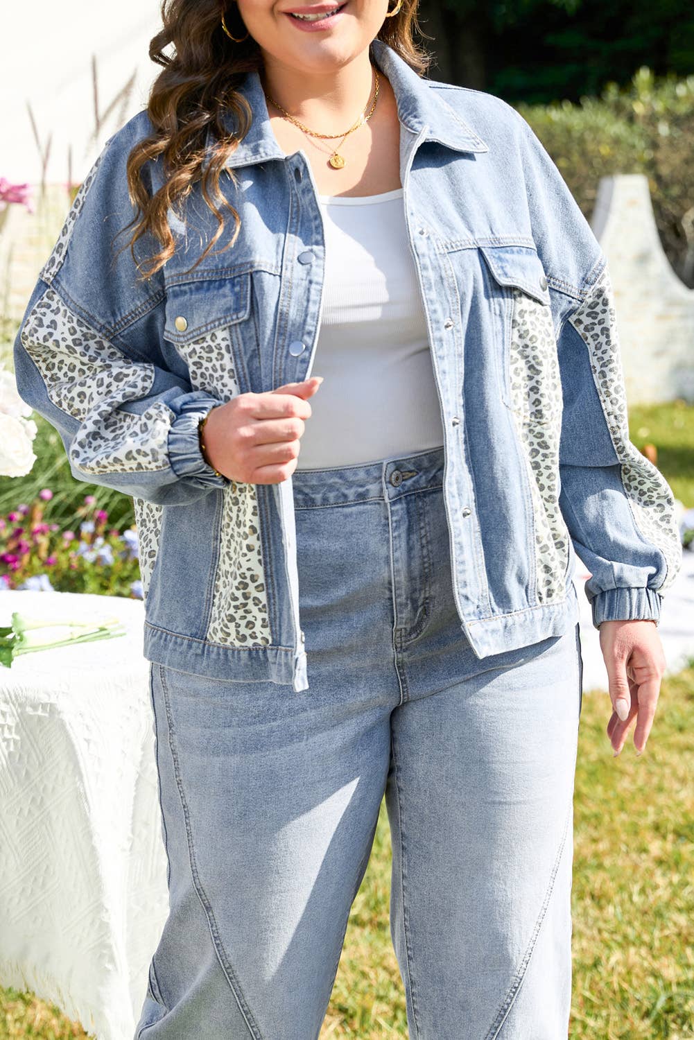 Plus Size Leopard Patchwork Flap Pocket Denim Jacket