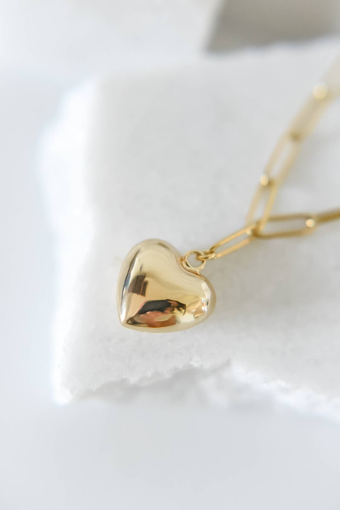Brynleigh | large heart charm necklace18k gld plated