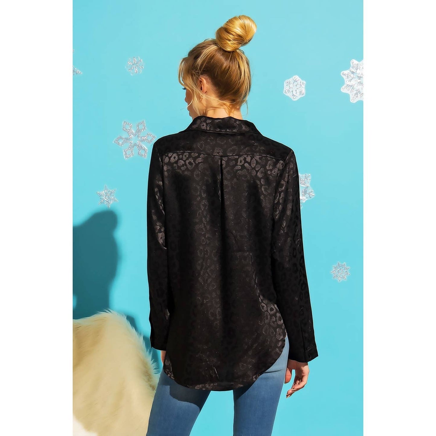 SATIN LEOPARD PRINT BUTTON DOWN TOP