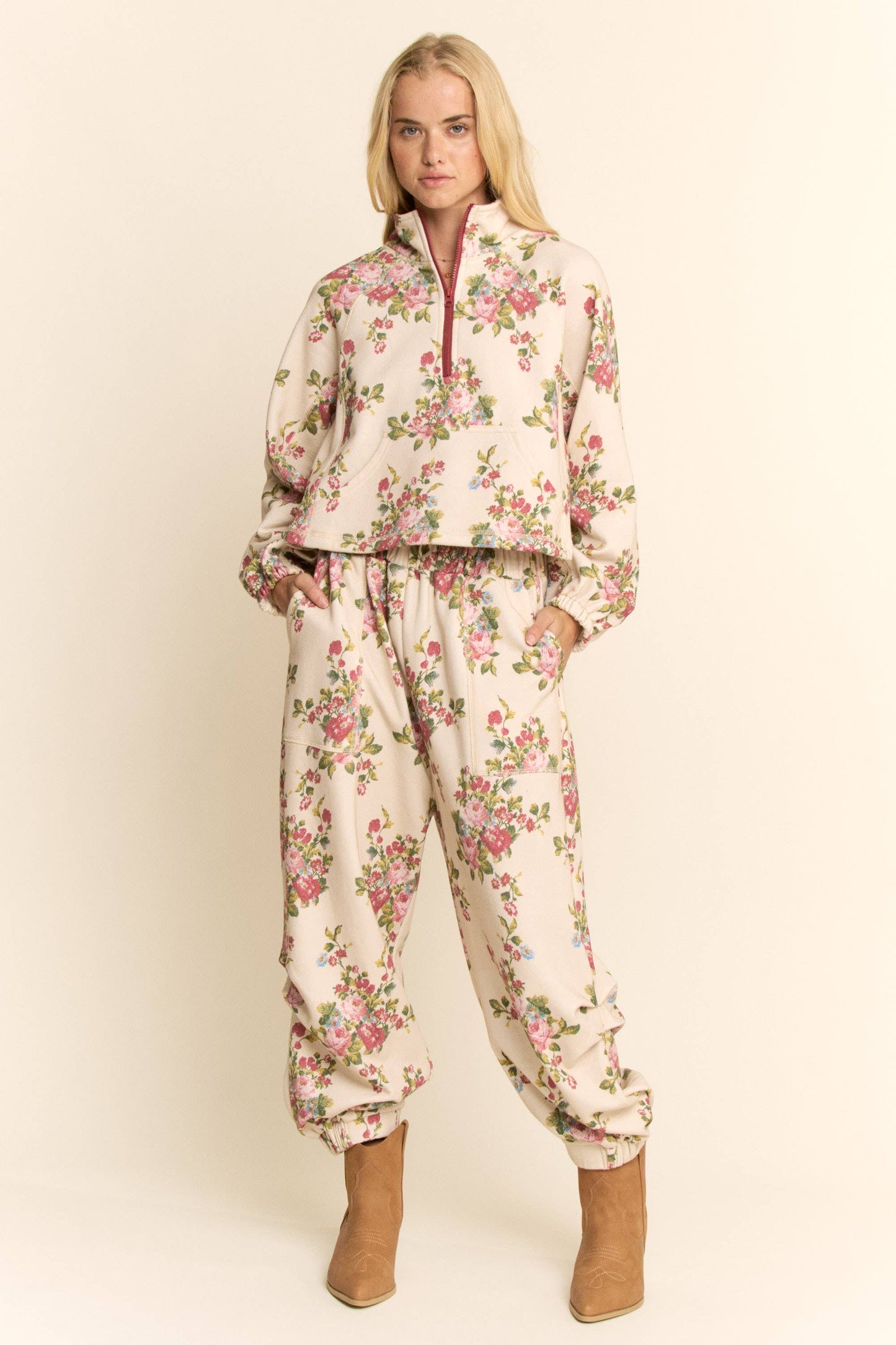 FLOWER BOUQUET SPORT TOP ELASTIC WAIST PANTS SET