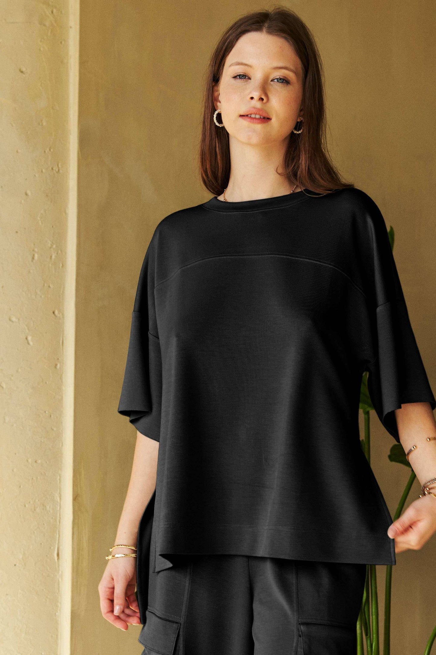 WASHED CREW NECK DOLMAN SLEEVES SLIT SIDE TOP