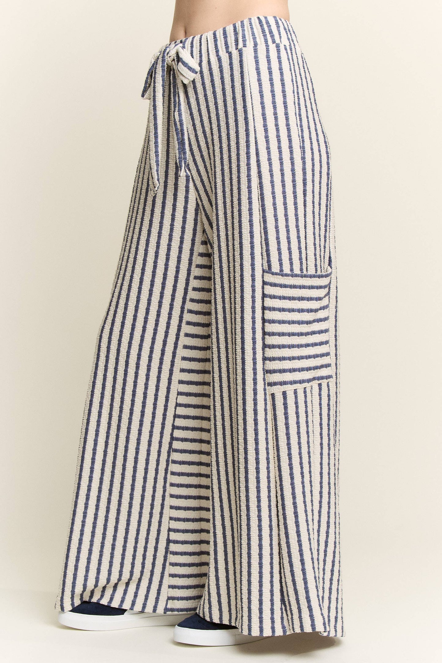 STRIPE WIDE LEG PANTS