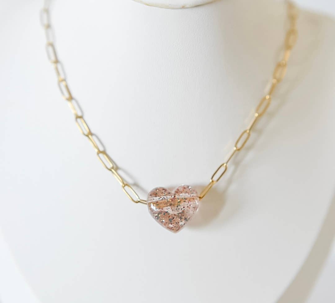Bella acrylic heart charm necklace | paperclip | pink