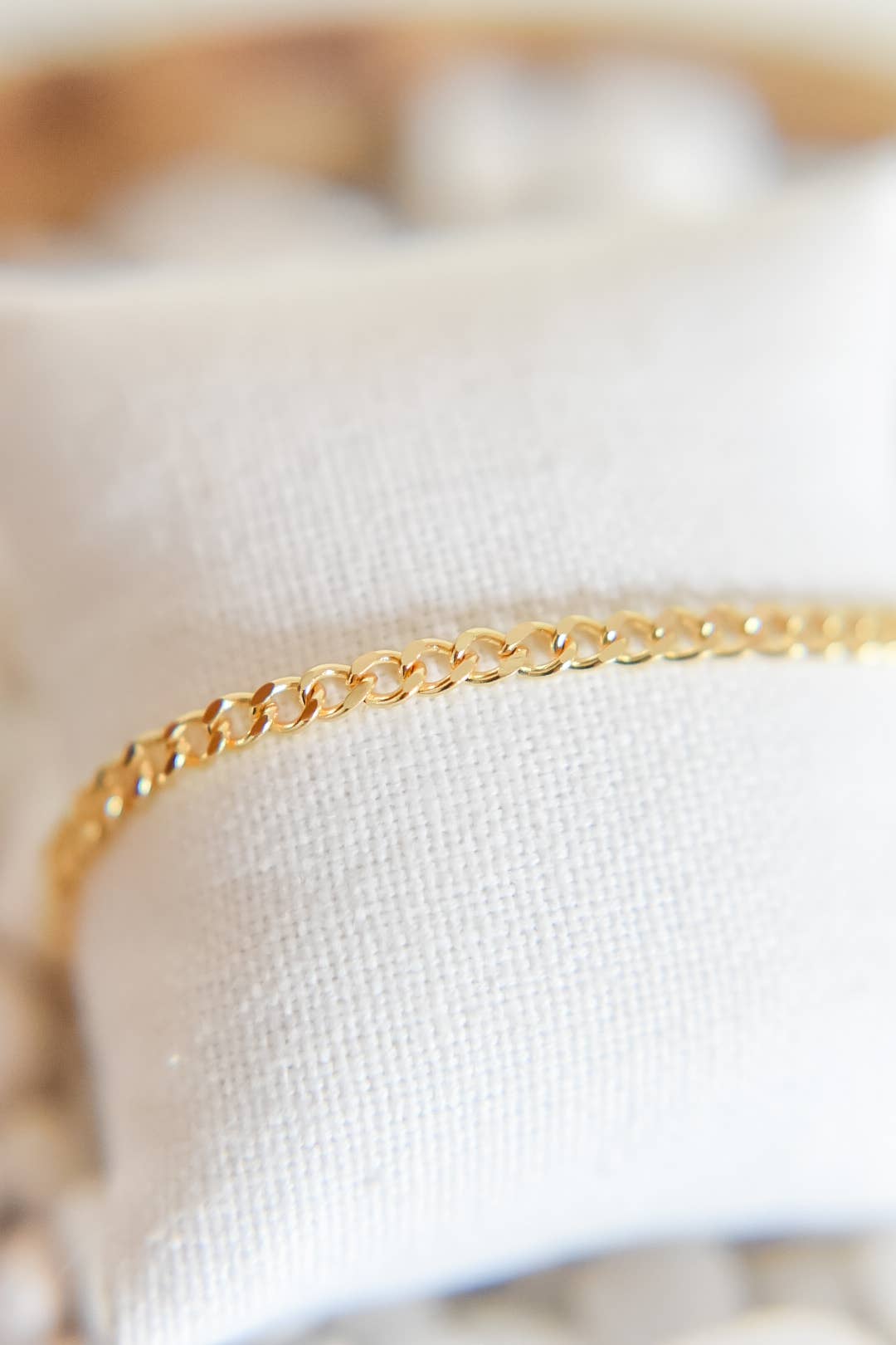 Lulu bracelet | chunky gold curb chain | 18k gold plated
