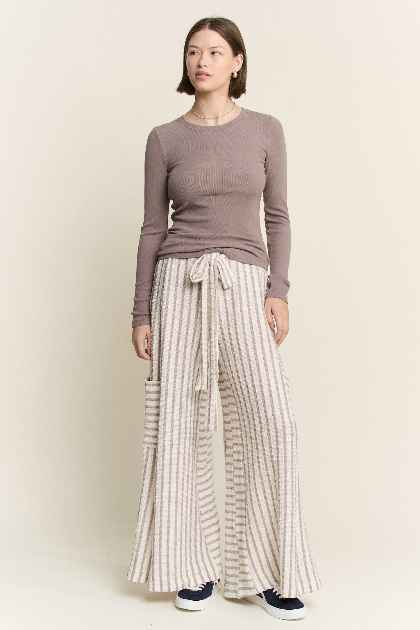 STRIPE WIDE LEG PANTS
