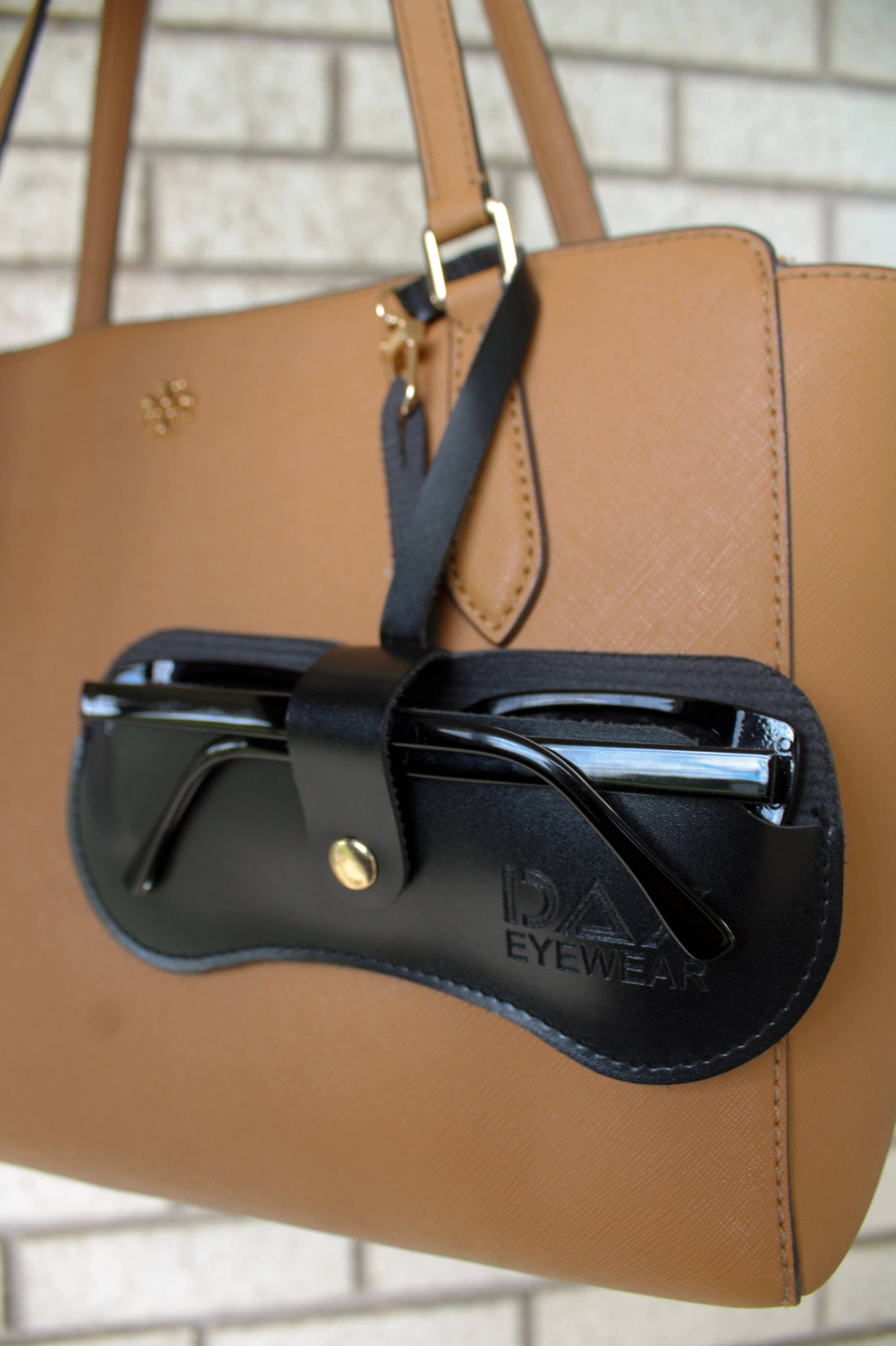 Dax Sunglasses Clutch