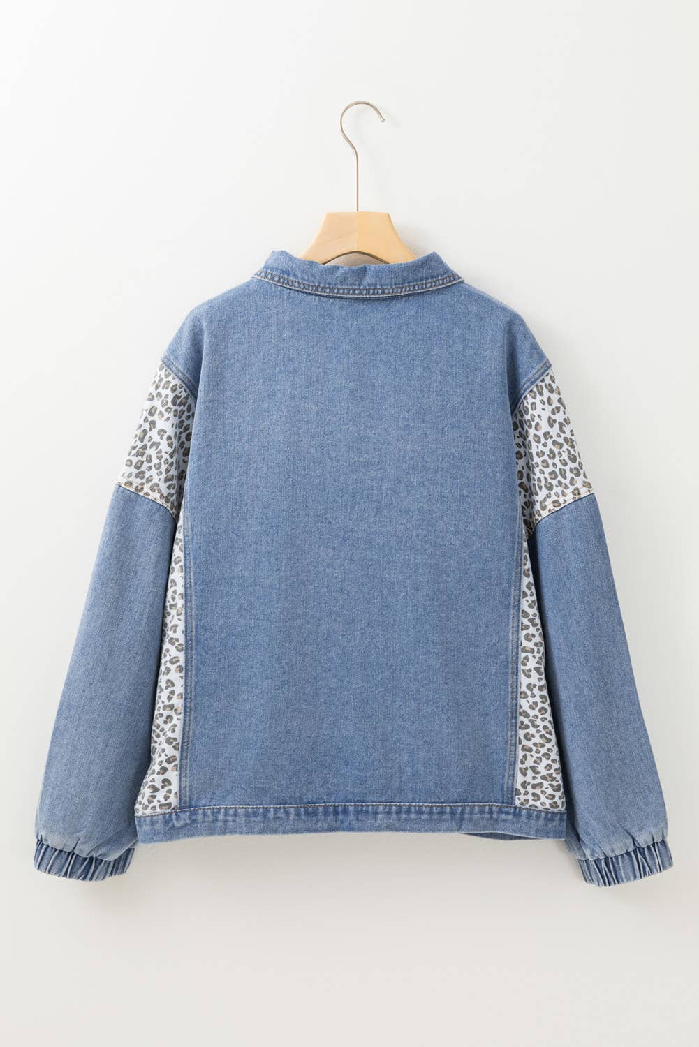 Plus Size Leopard Patchwork Flap Pocket Denim Jacket