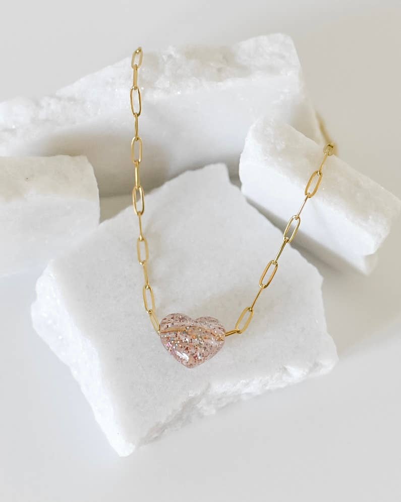 Bella acrylic heart charm necklace | paperclip | pink