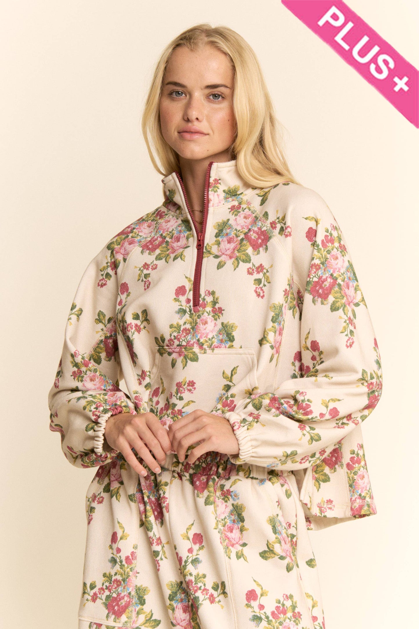 PLUS FLOWER SPORTS TOP ELASTIC WAIST PANTS SET