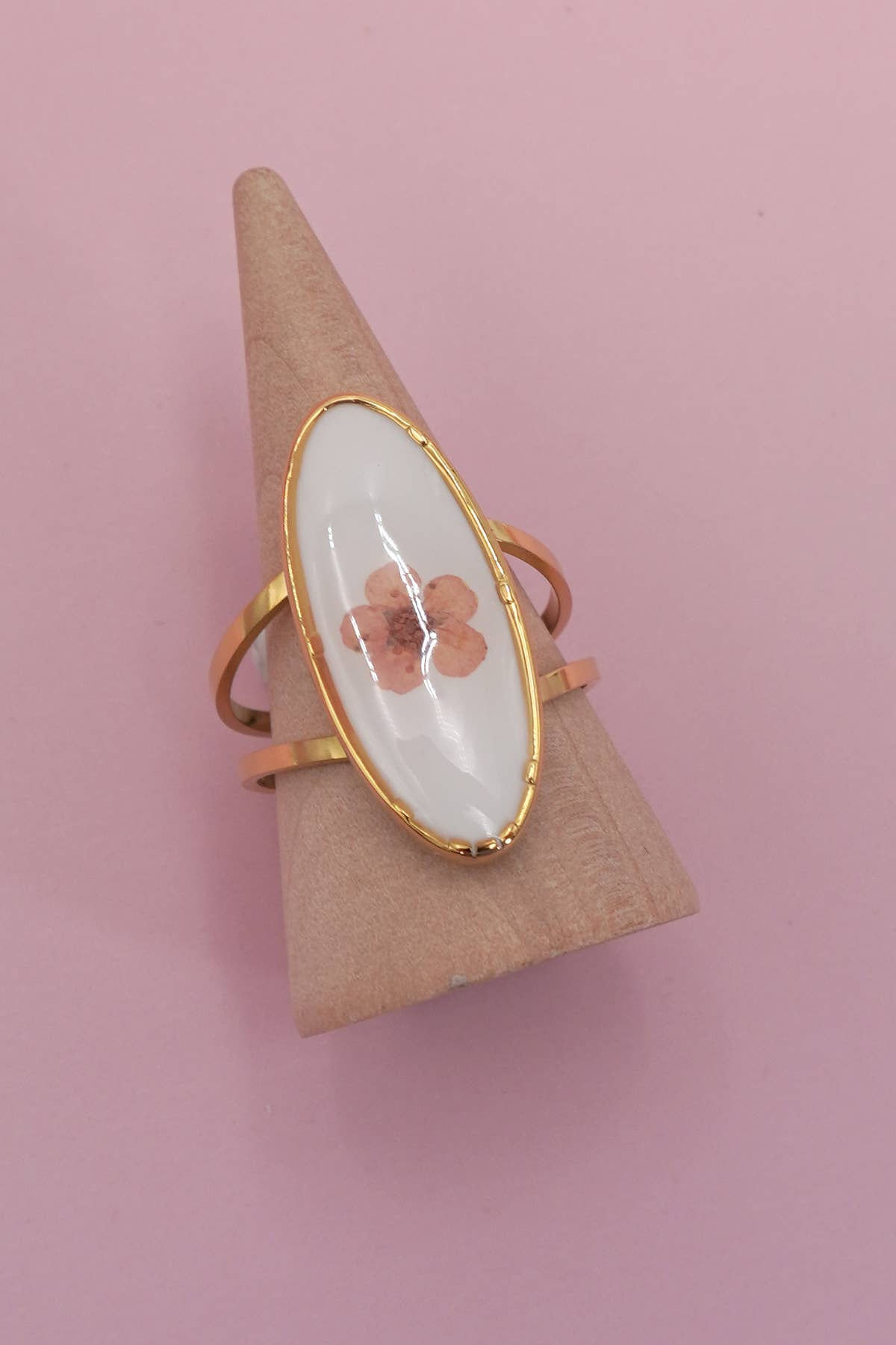 18K STAINLESS STEEL TARNISH FREE FLORAL RINGS | 40R104