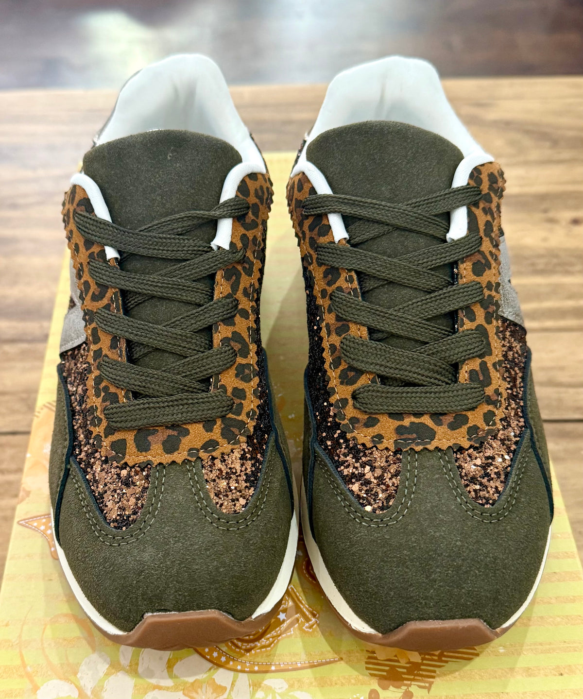 June Dark Green Leopard