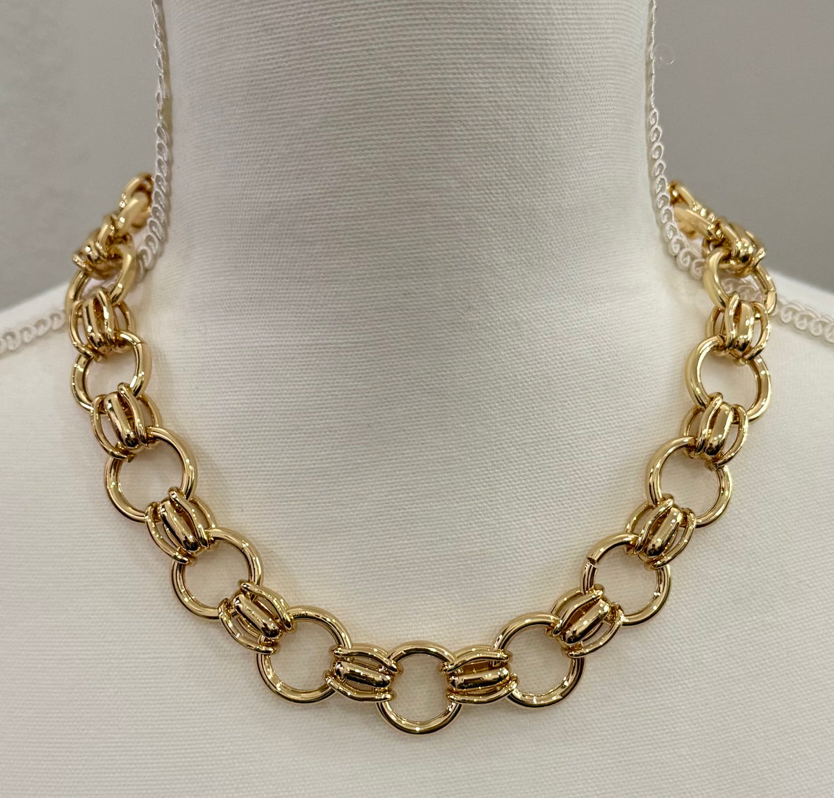 Circle Chain Necklace