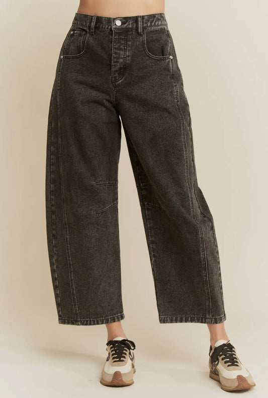 Black barrel jeans