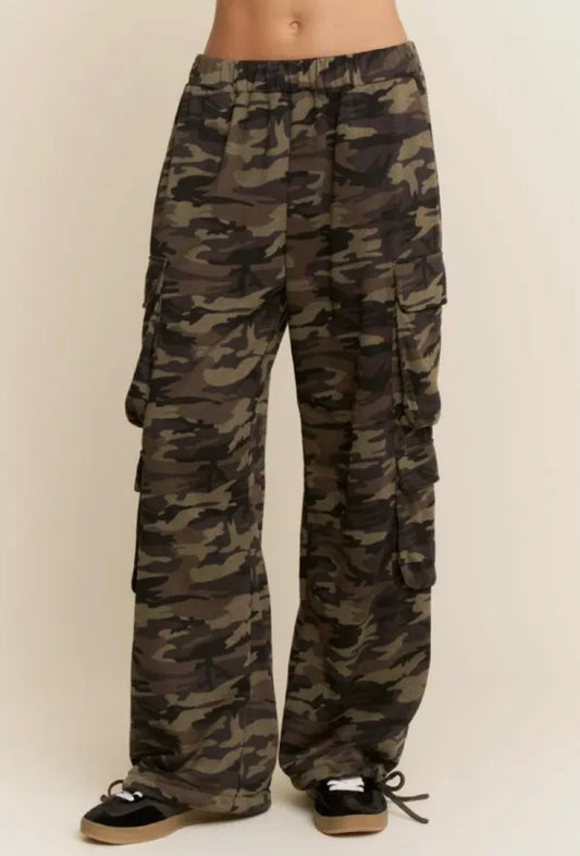 Camouflage French Terry Cargo Pockets Pants ￼