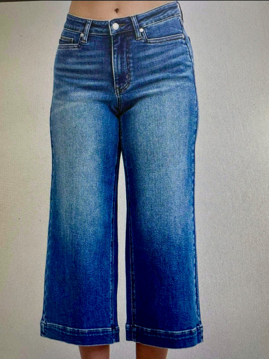 Judy Blue Cropped Jeans