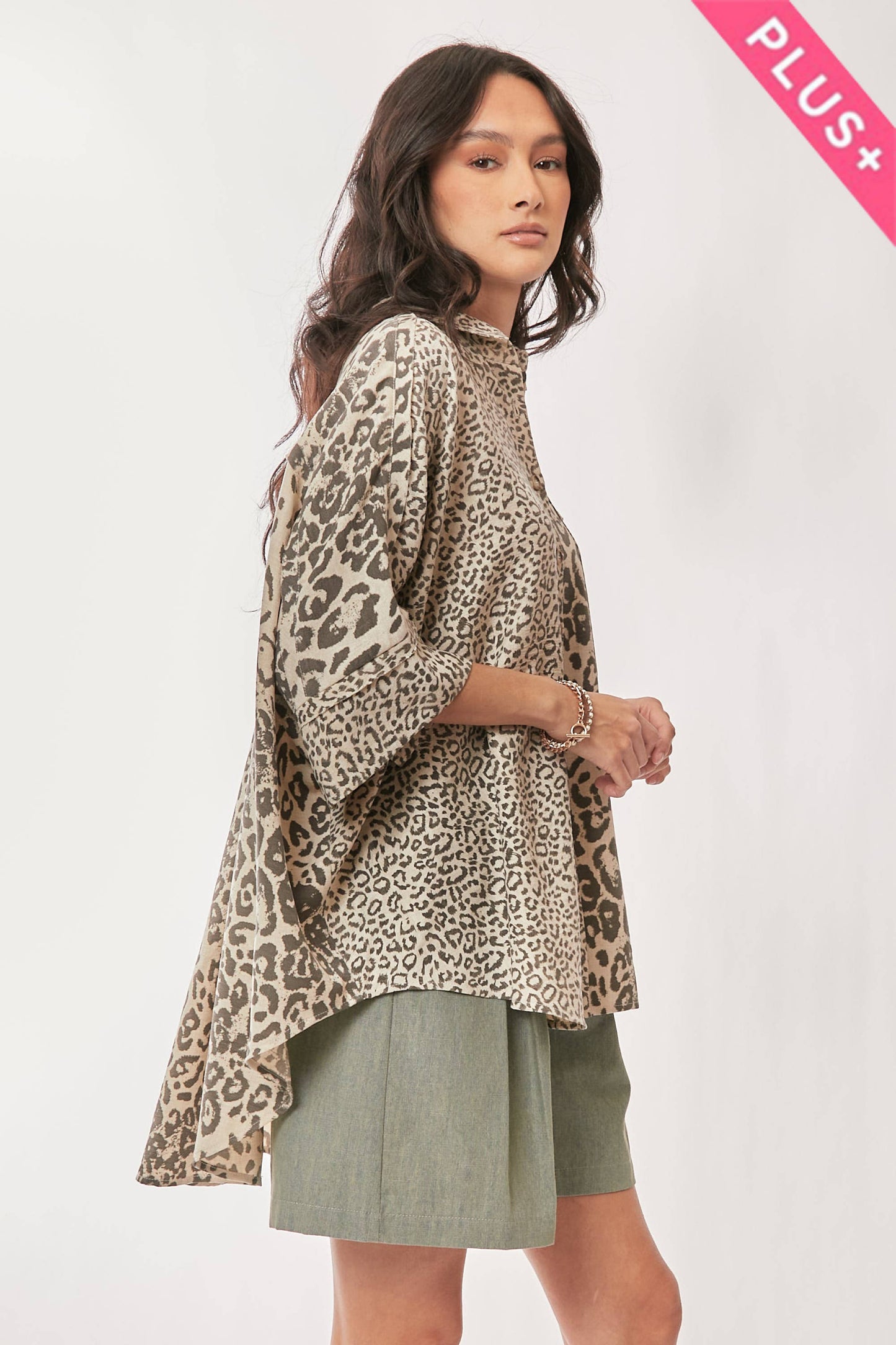 PLUS ANIMAL PRINTED RIBBON RUFFLE SHIRT TOP