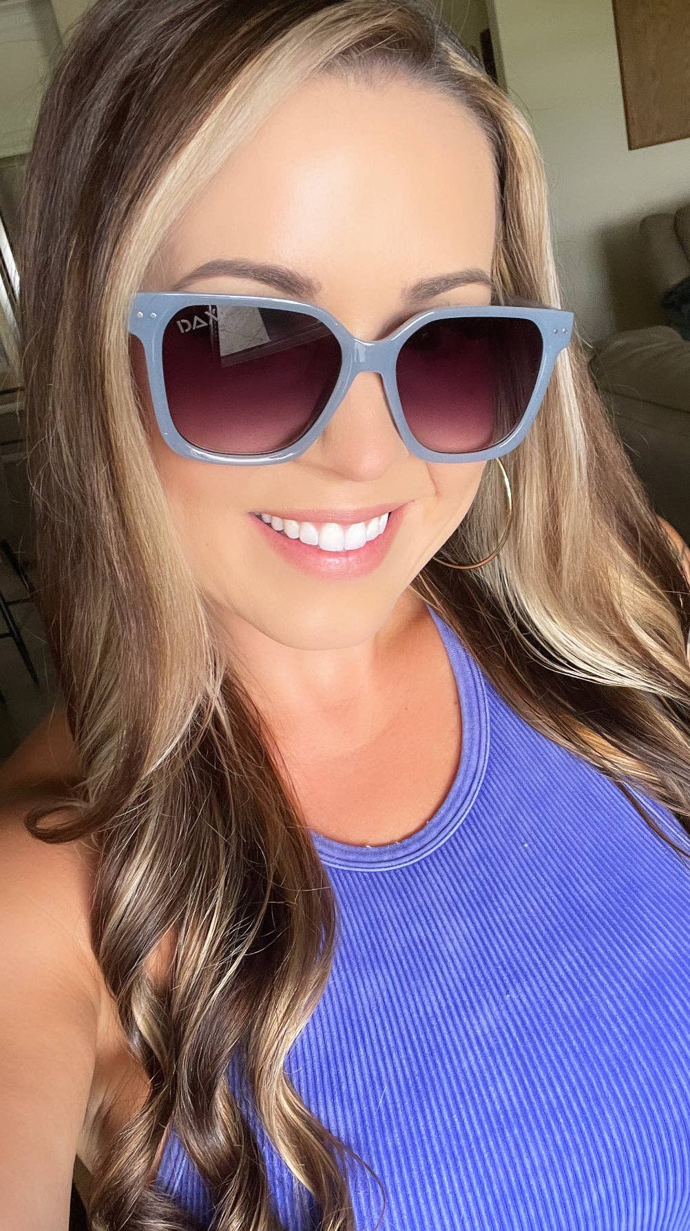 Linny - Women's Oversized Horn Frame Sunglasses