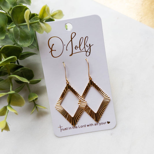 Everyday Gold Earrings Style 24