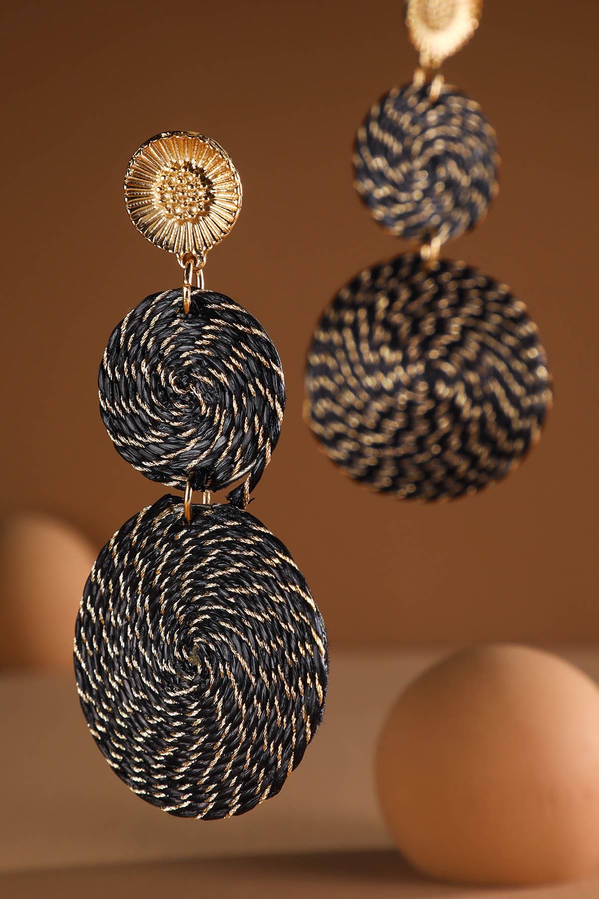Thread Double Round Drop Earring