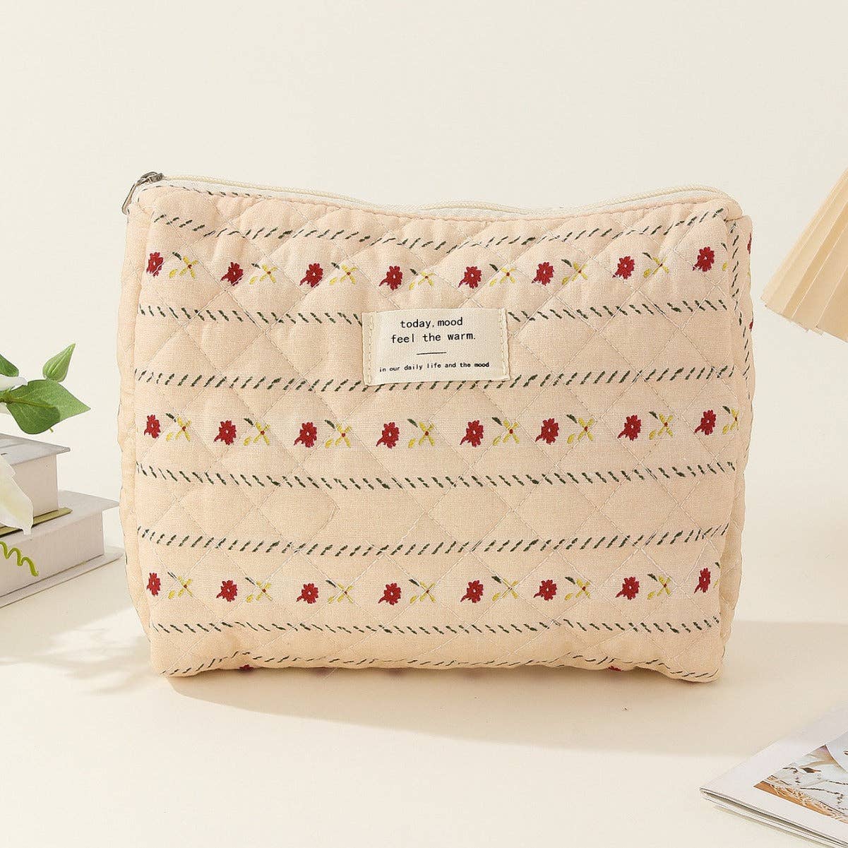 Midi Floral Print Quilted Make Up Bag DPB0118