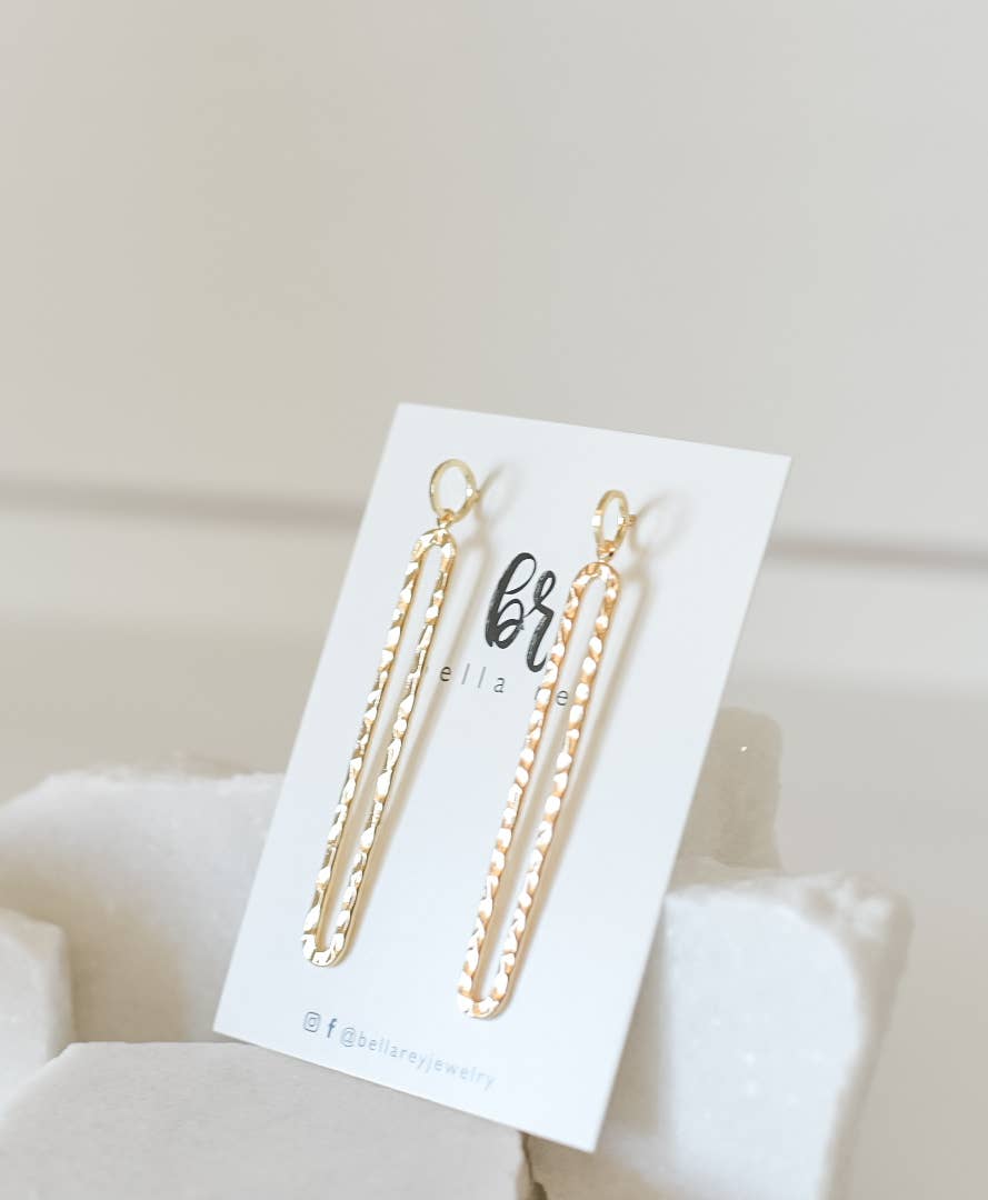 Zola hammered oval hoop studs 18k