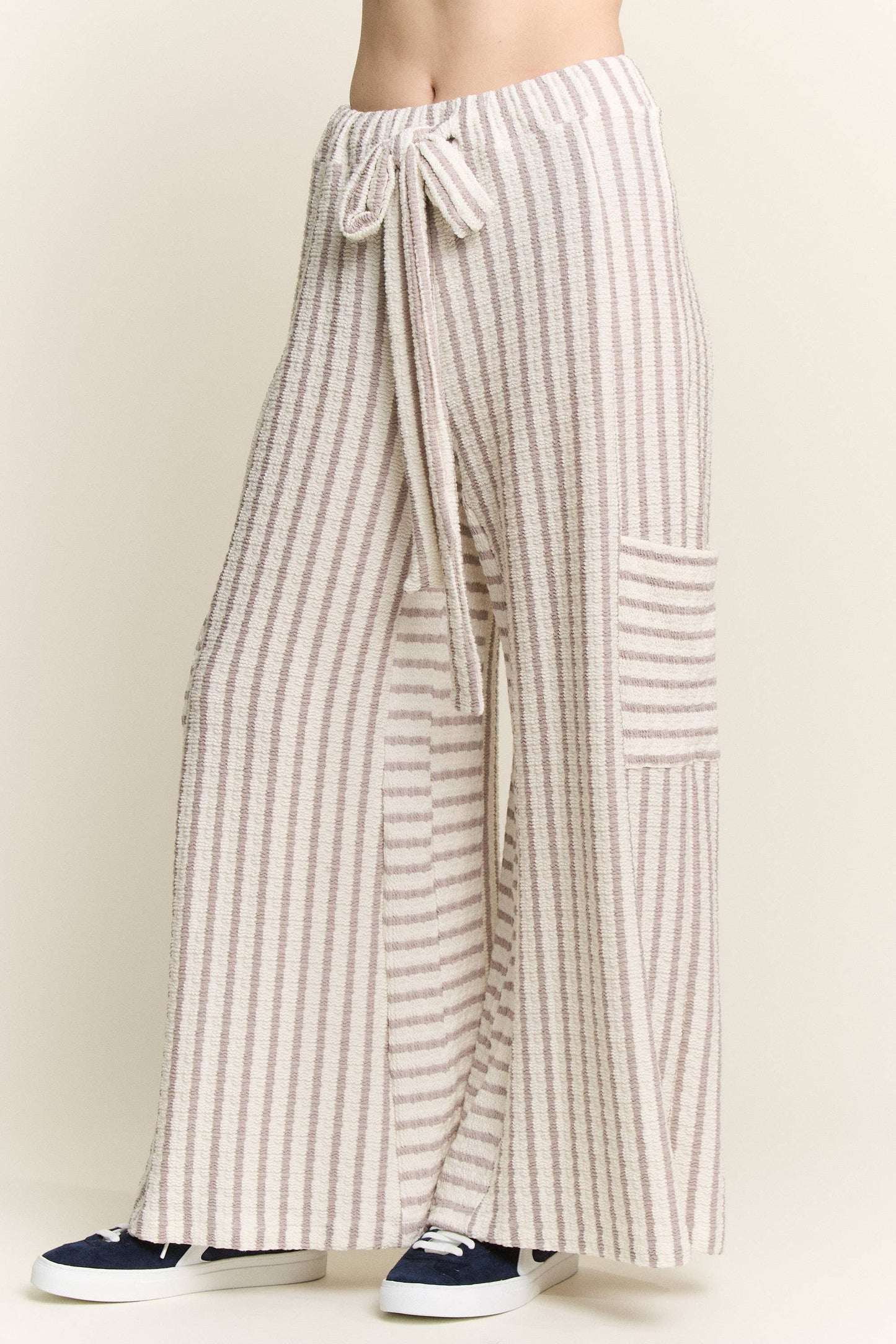 STRIPE WIDE LEG PANTS